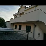 Mijic 公寓