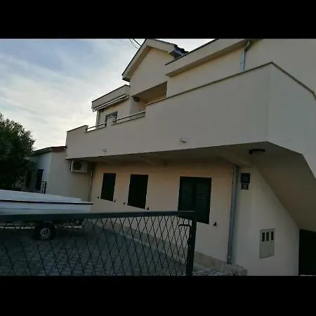 Mijic Apartment